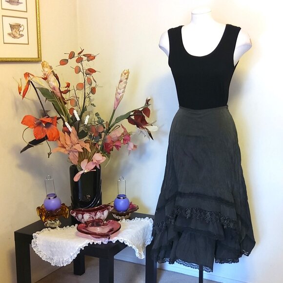 NWT Women Olive Green 3-Layers of Tiered Ruffle Lace Design Midi Skirts L 12 - Picture 7 of 15